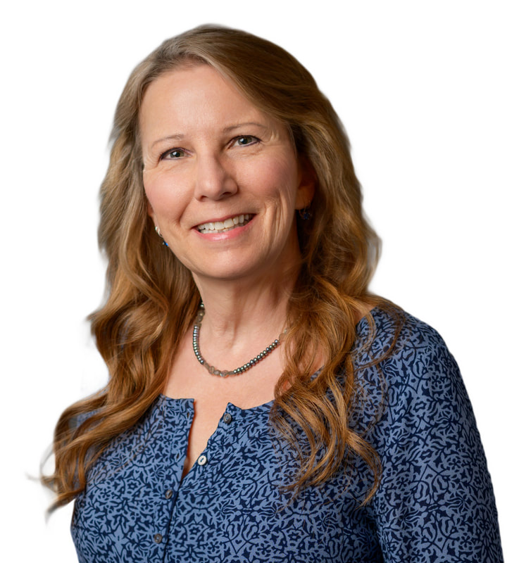 Headshot: Lisa Lehmann, Author & Photographer